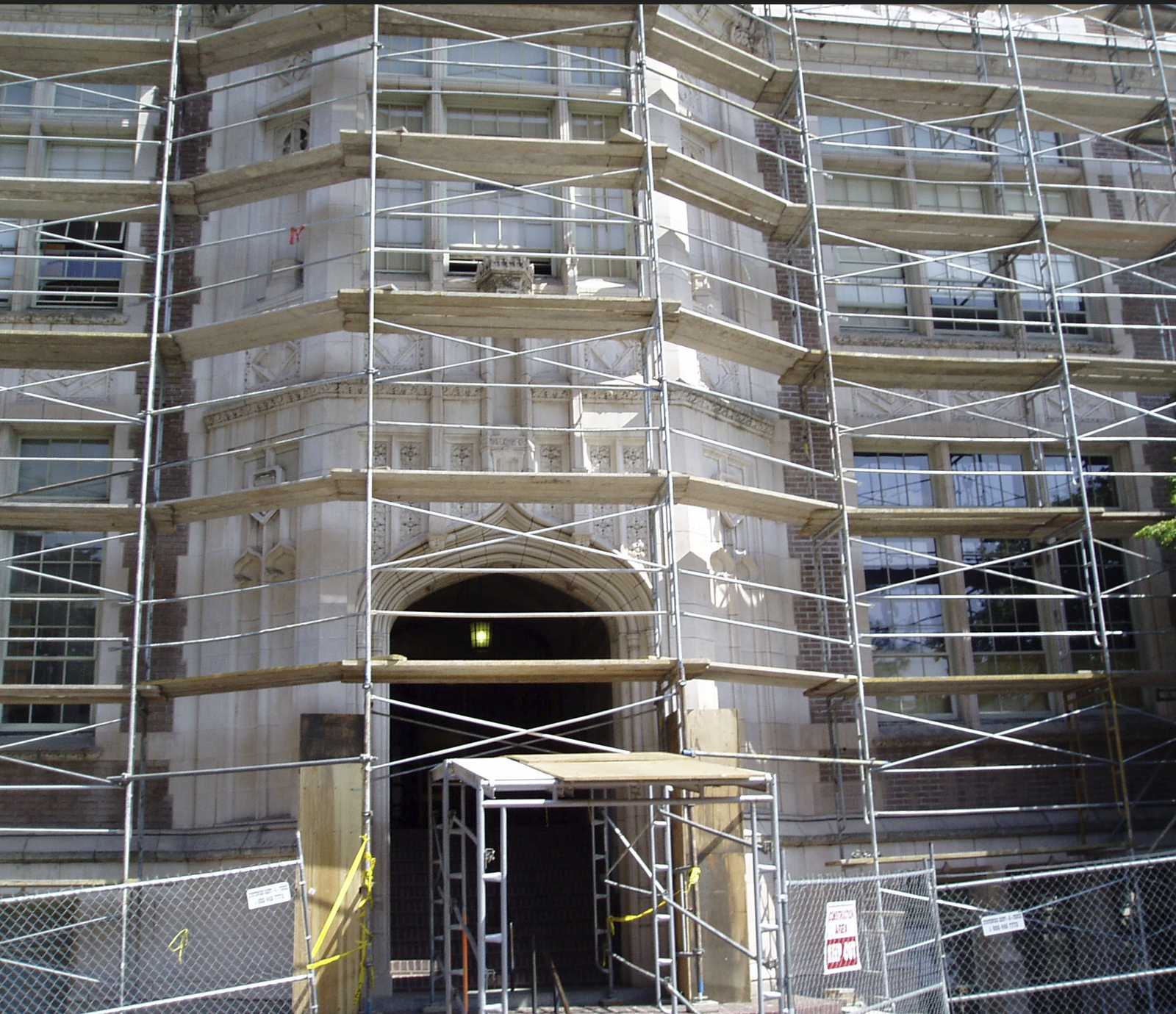 Raitt pre containment